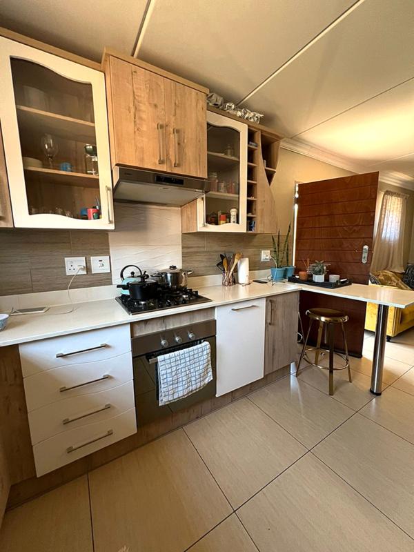 3 Bedroom Property for Sale in Annlin Gauteng