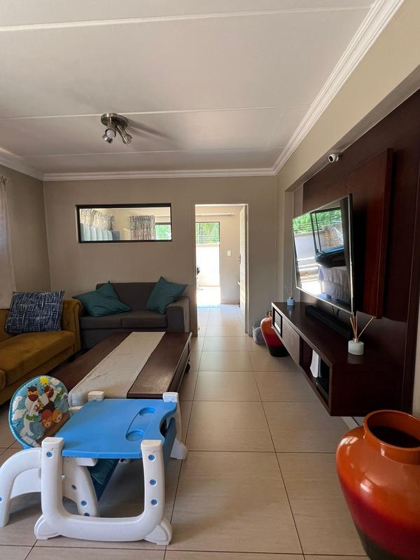 3 Bedroom Property for Sale in Annlin Gauteng