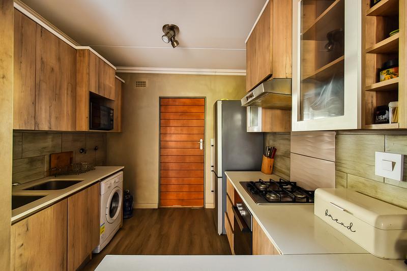 2 Bedroom Property for Sale in Kameeldrift Gauteng