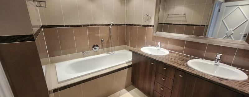 To Let 2 Bedroom Property for Rent in Bedford Gardens Gauteng