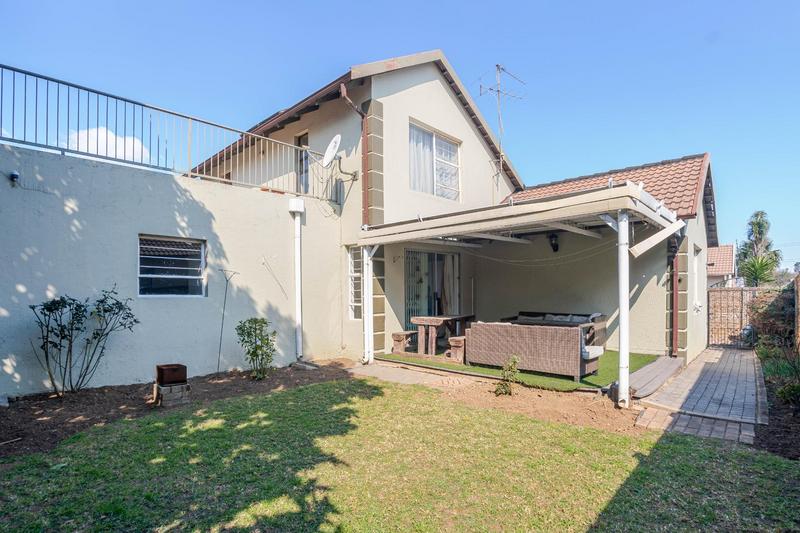 To Let 3 Bedroom Property for Rent in Eden Glen Gauteng