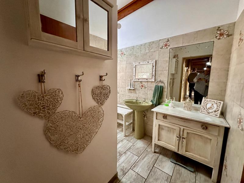 5 Bedroom Property for Sale in Karenpark Gauteng