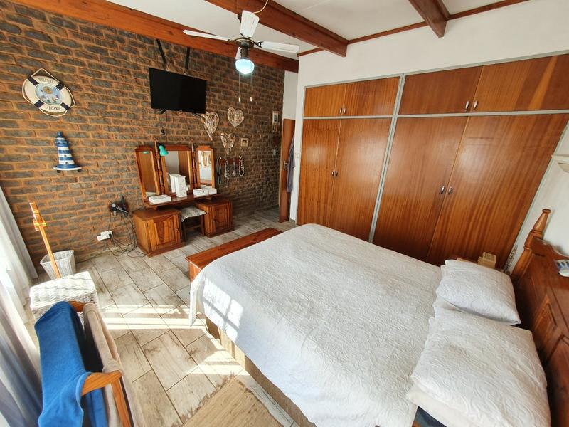 5 Bedroom Property for Sale in Karenpark Gauteng