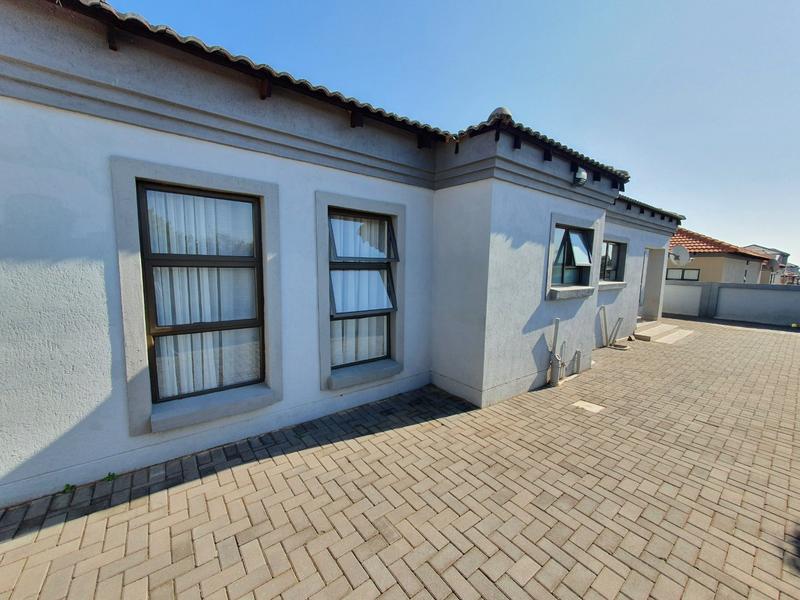 3 Bedroom Property for Sale in The Orchards Gauteng