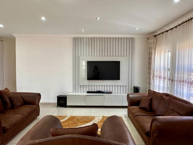 3 Bedroom Property for Sale in The Orchards Gauteng