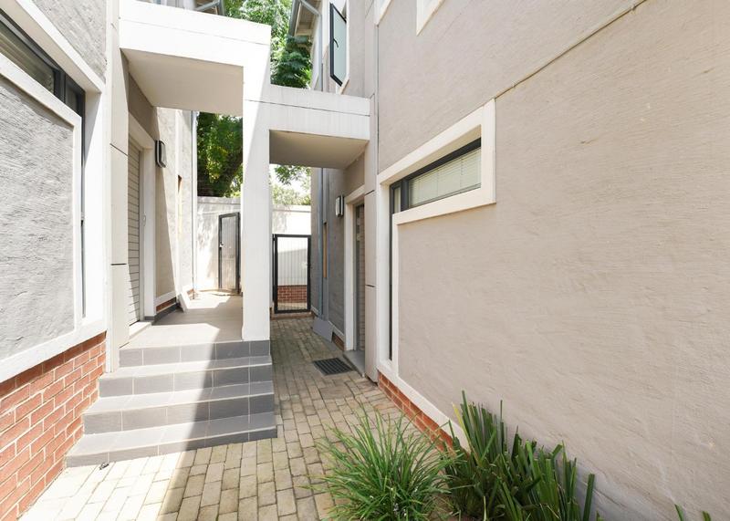 To Let 2 Bedroom Property for Rent in Rivonia Gauteng