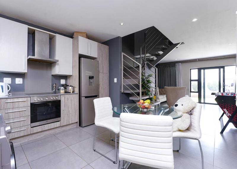 To Let 2 Bedroom Property for Rent in Rivonia Gauteng