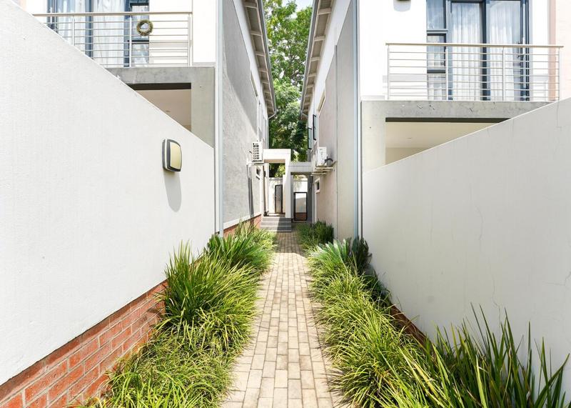 To Let 2 Bedroom Property for Rent in Rivonia Gauteng