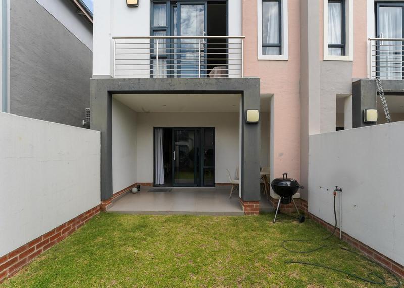 To Let 2 Bedroom Property for Rent in Rivonia Gauteng