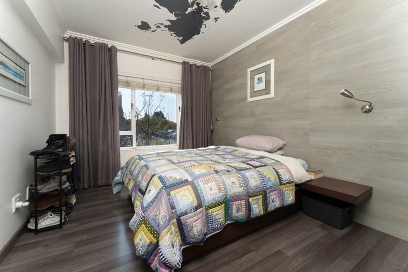 1 Bedroom Property for Sale in Bryanston Gauteng