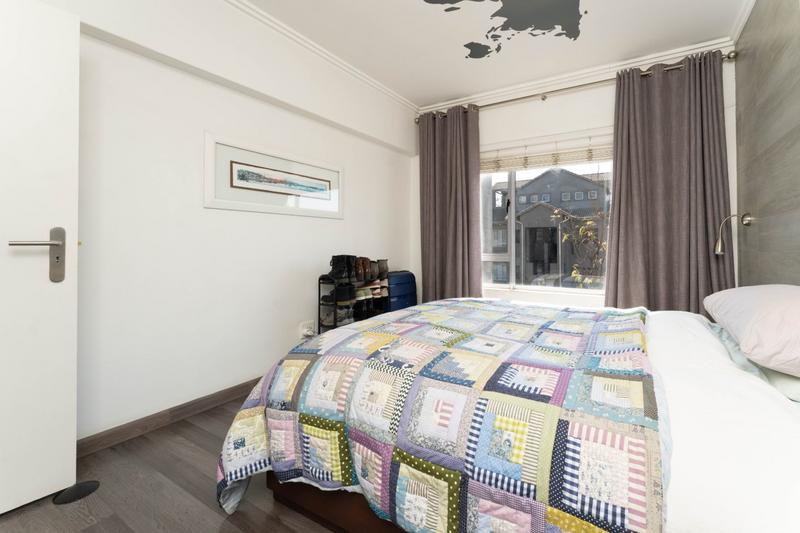 1 Bedroom Property for Sale in Bryanston Gauteng