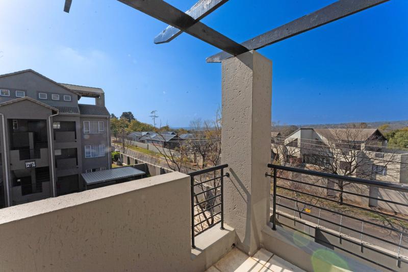 1 Bedroom Property for Sale in Bryanston Gauteng