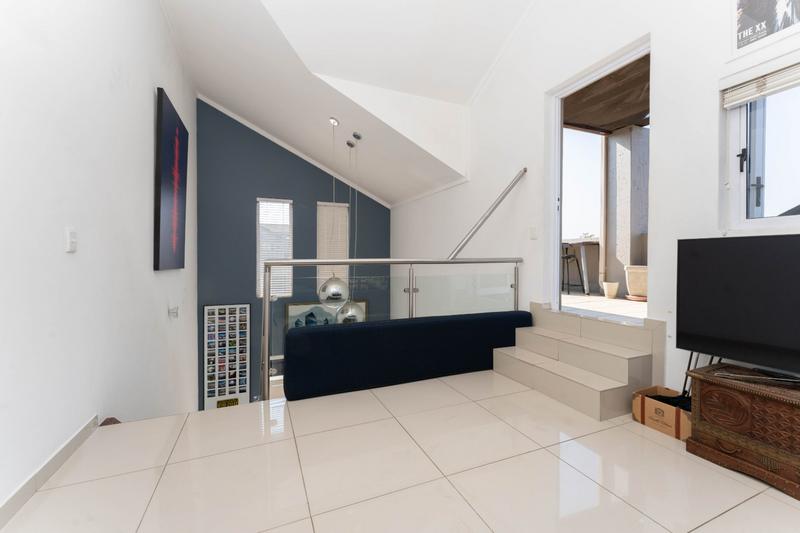 1 Bedroom Property for Sale in Bryanston Gauteng