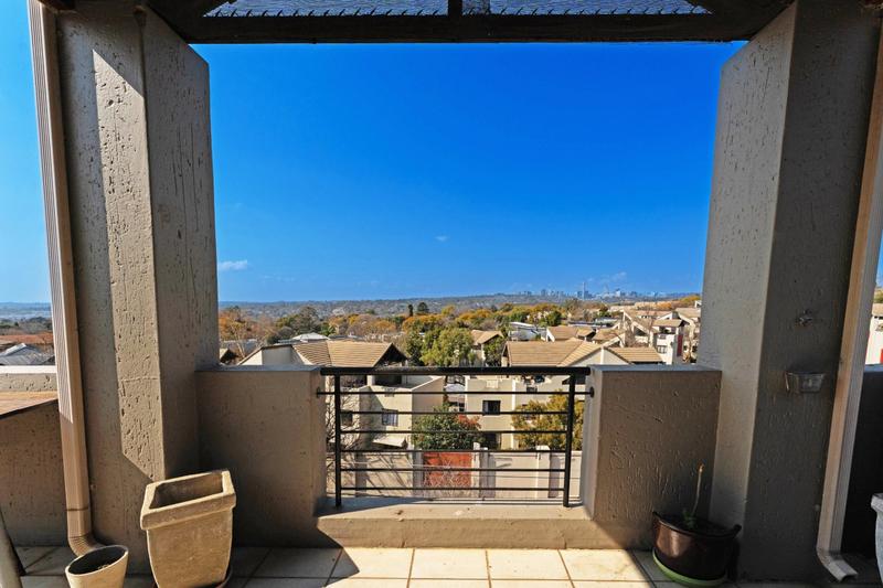 1 Bedroom Property for Sale in Bryanston Gauteng