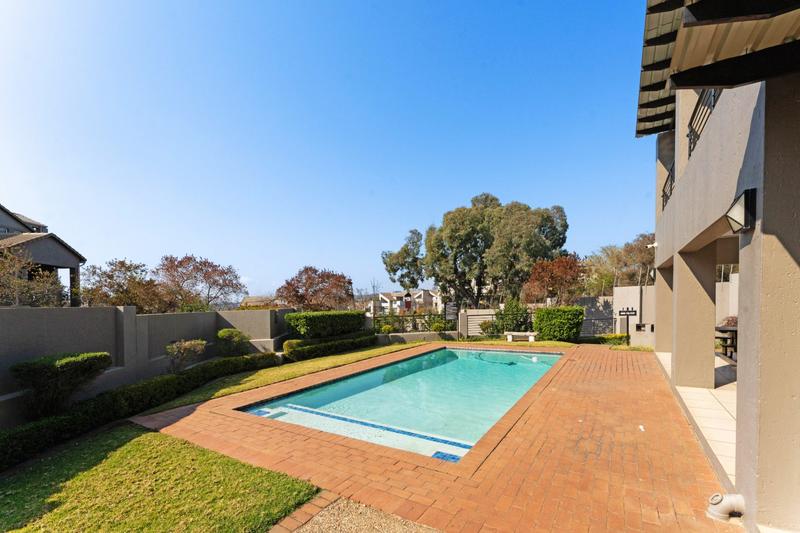 1 Bedroom Property for Sale in Bryanston Gauteng