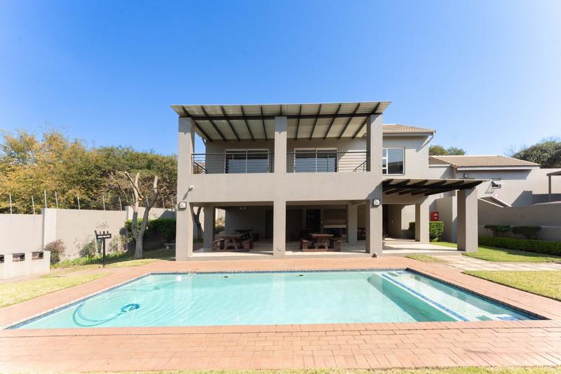 1 Bedroom Property for Sale in Bryanston Gauteng