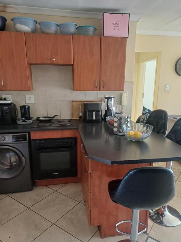 2 Bedroom Property for Sale in Heuweloord Gauteng