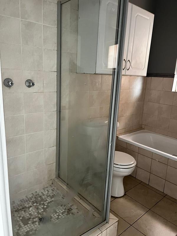 2 Bedroom Property for Sale in Birchleigh Gauteng