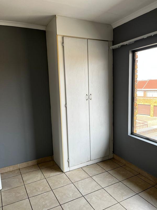 2 Bedroom Property for Sale in Birchleigh Gauteng
