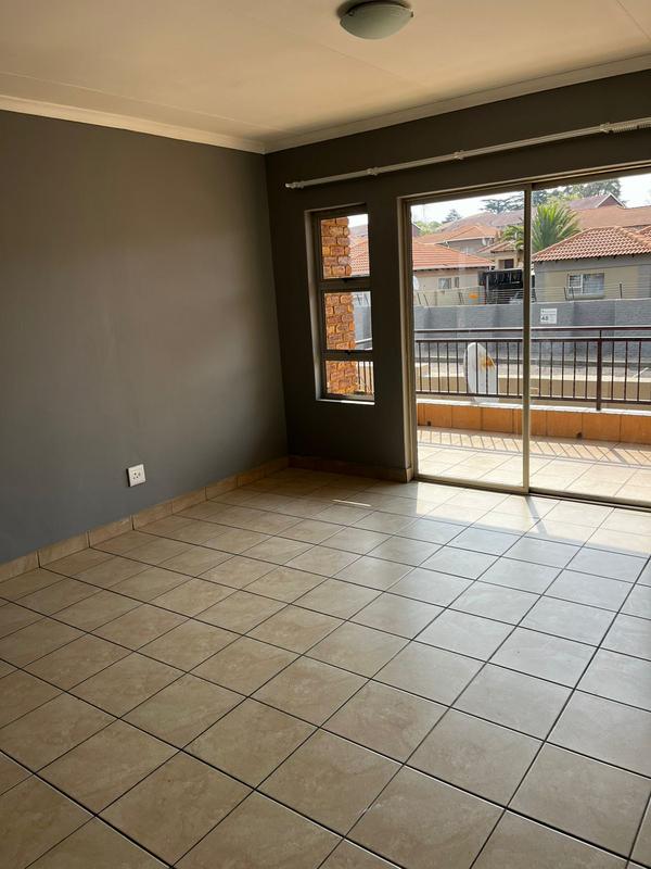 2 Bedroom Property for Sale in Birchleigh Gauteng