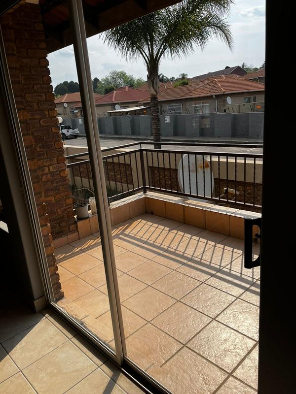 2 Bedroom Property for Sale in Birchleigh Gauteng