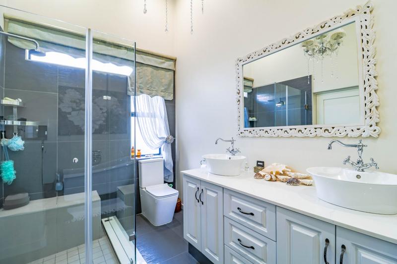 3 Bedroom Property for Sale in Copperleaf Estate Gauteng
