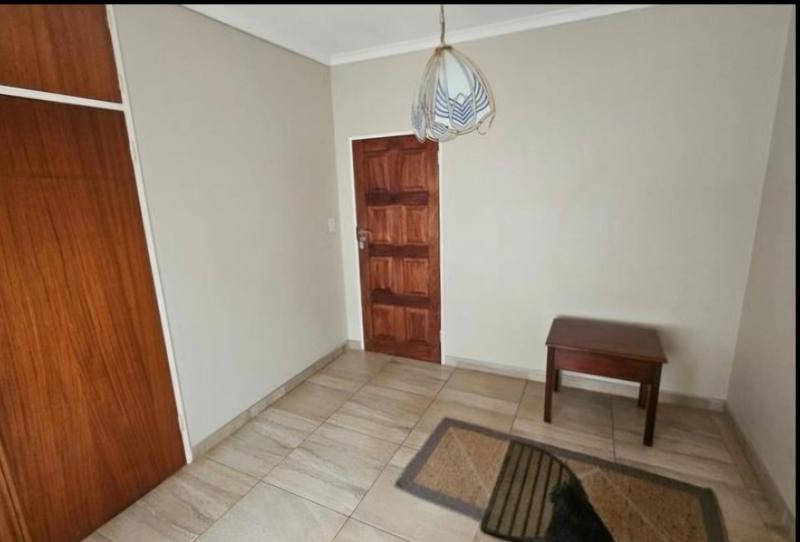 4 Bedroom Property for Sale in Eldoraigne Gauteng