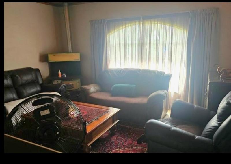 4 Bedroom Property for Sale in Eldoraigne Gauteng
