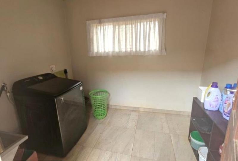 4 Bedroom Property for Sale in Eldoraigne Gauteng
