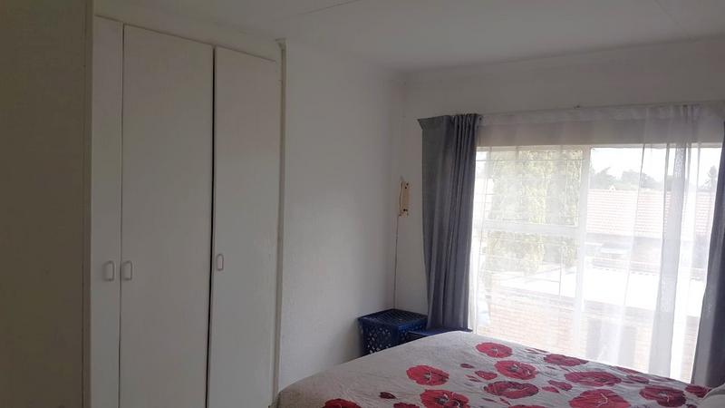 3 Bedroom Property for Sale in Heuwelsig Estate Gauteng