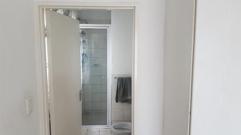 3 Bedroom Property for Sale in Heuwelsig Estate Gauteng