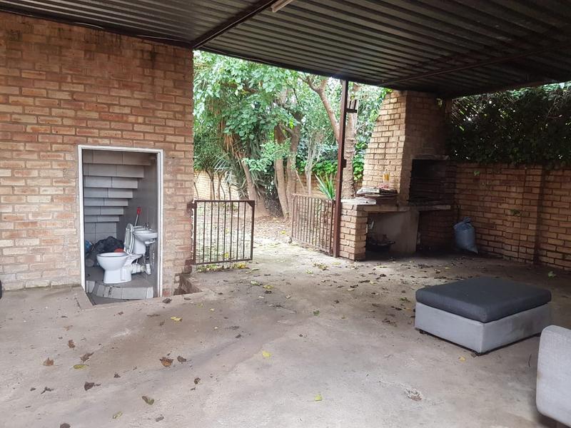3 Bedroom Property for Sale in Heuwelsig Estate Gauteng