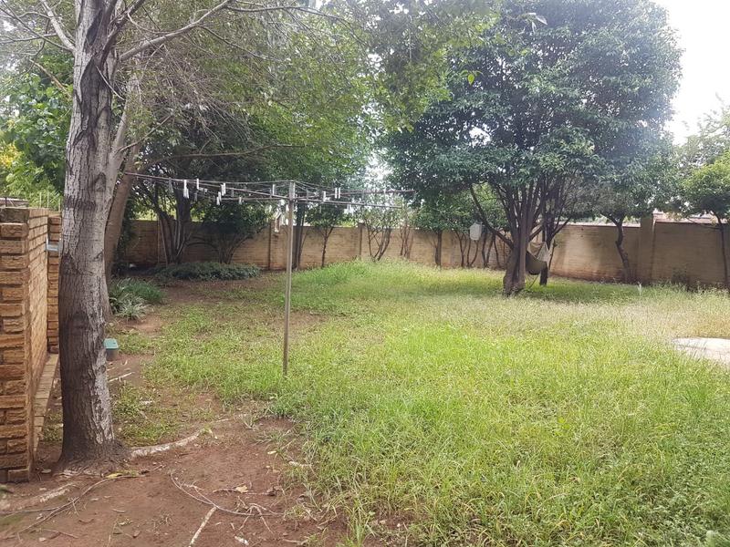 3 Bedroom Property for Sale in Heuwelsig Estate Gauteng