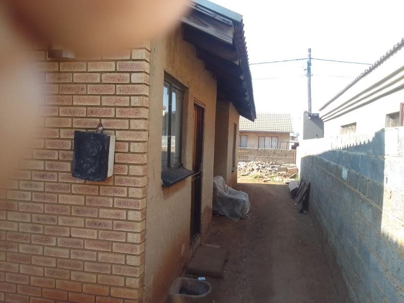 2 Bedroom Property for Sale in Vosloorus Gauteng