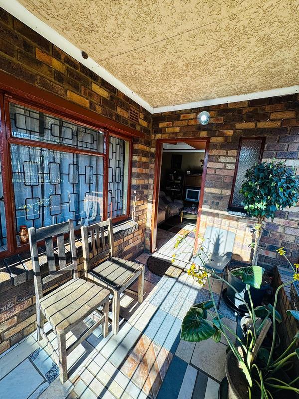 3 Bedroom Property for Sale in Chiawelo Gauteng