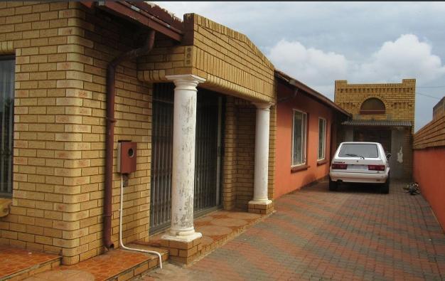 3 Bedroom Property for Sale in Protea South Gauteng