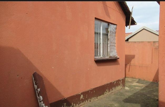 3 Bedroom Property for Sale in Protea South Gauteng