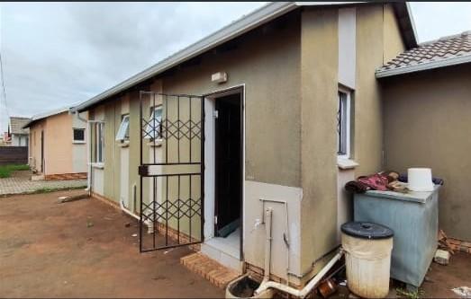 3 Bedroom Property for Sale in Savanna City Gauteng