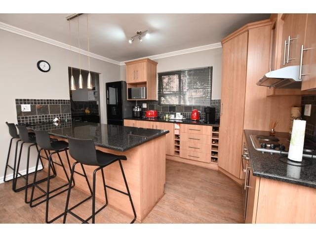 To Let 2 Bedroom Property for Rent in Craigavon Gauteng
