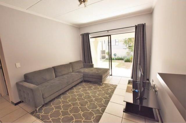 1 Bedroom Property for Sale in Bryanston Gauteng