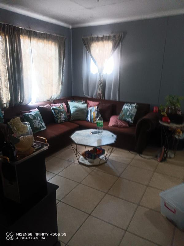 2 Bedroom Property for Sale in Windmill Park Gauteng