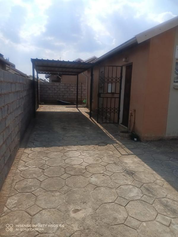 2 Bedroom Property for Sale in Windmill Park Gauteng