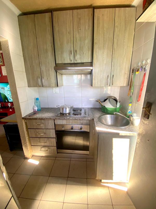 2 Bedroom Property for Sale in Protea Glen Gauteng