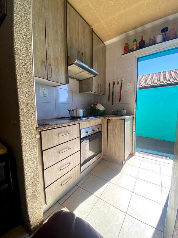 2 Bedroom Property for Sale in Protea Glen Gauteng