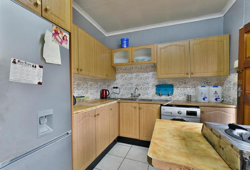 3 Bedroom Property for Sale in Brackendowns Gauteng