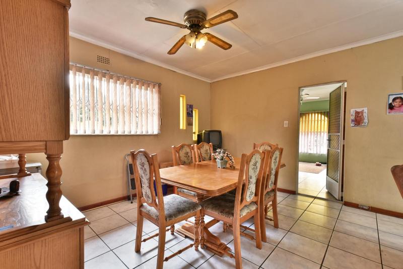3 Bedroom Property for Sale in Brackendowns Gauteng