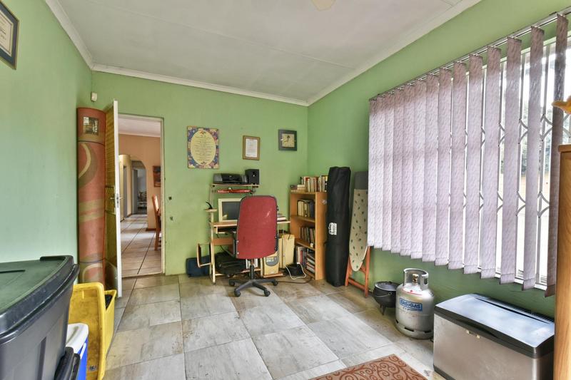 3 Bedroom Property for Sale in Brackendowns Gauteng