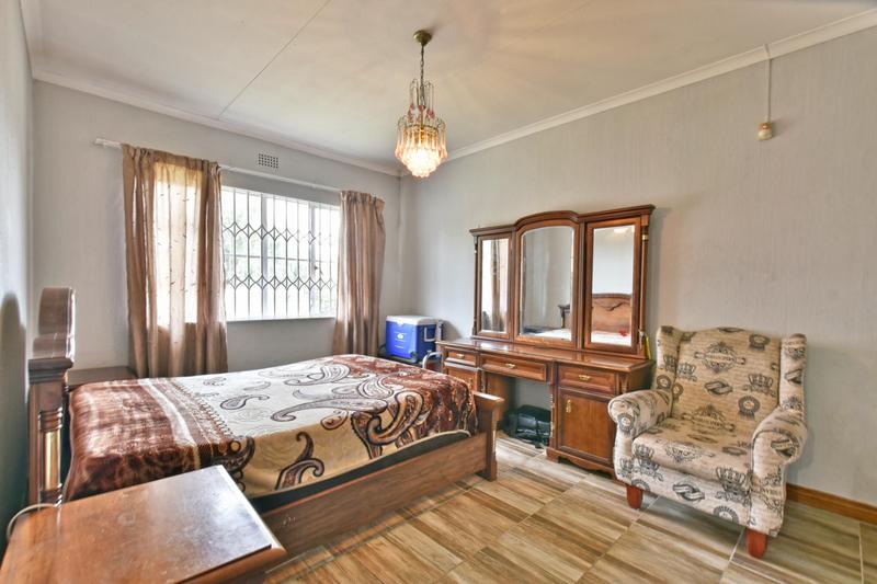 3 Bedroom Property for Sale in Brackendowns Gauteng