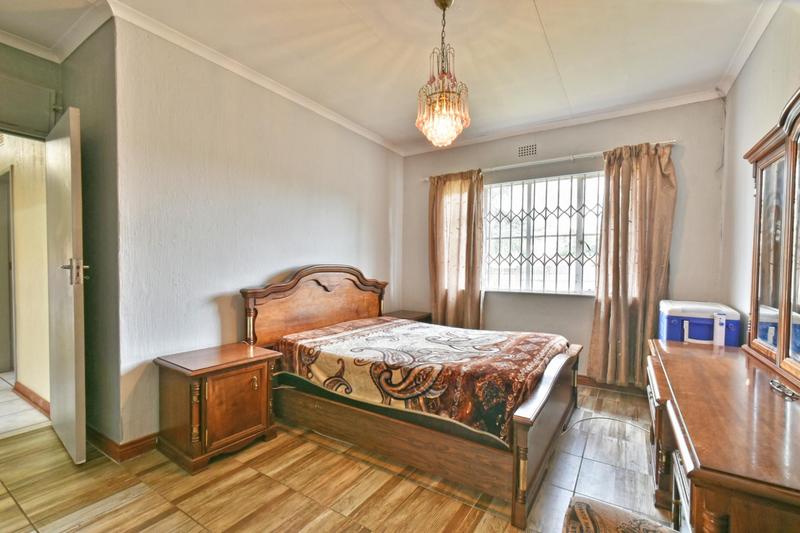 3 Bedroom Property for Sale in Brackendowns Gauteng