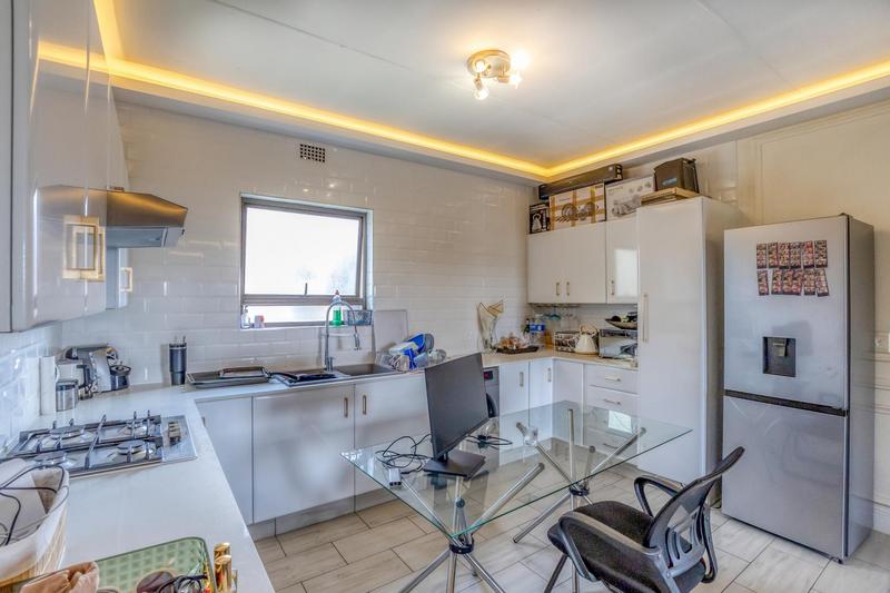 2 Bedroom Property for Sale in Fourways Gauteng